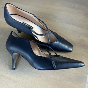 Lafayette 148 New York Navy Blue Heels